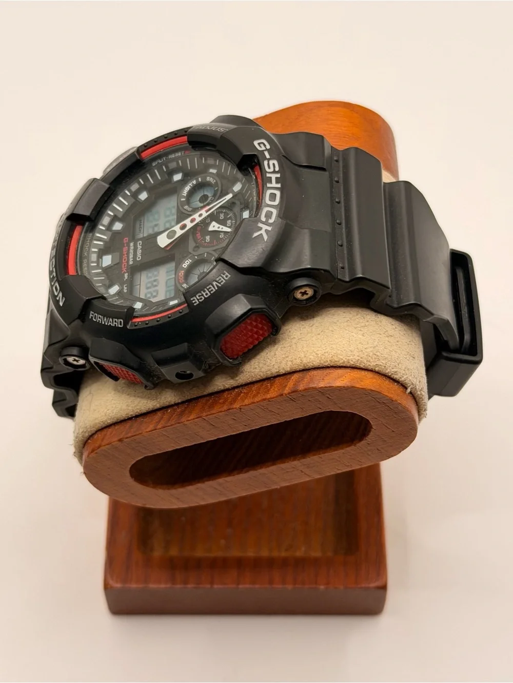 Casio G-Shock GA100-1A4, excellent, Digital &Analog Face, Black/Red